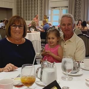 Meet your Posher, Joni